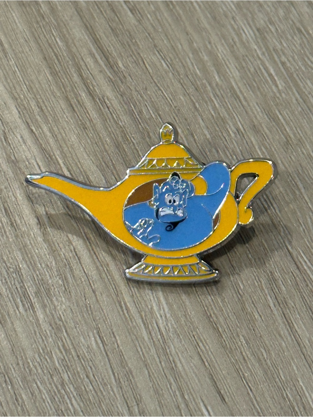 Disney Imaginative Icons Mystery Pin - Genie in Lamp